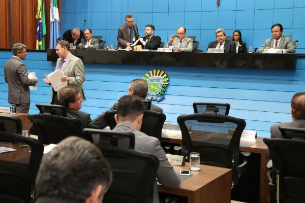 Imagem: Deputados também autorizaram Governo a renegociar operações de crédito com BNDES