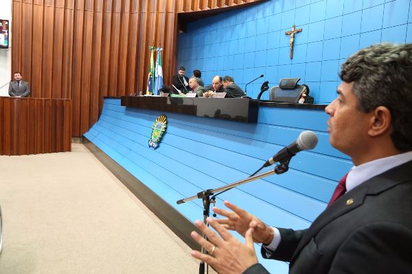 Imagem: Maurício Picarelli foi à tribuna e Professor Rinaldo propôs reunião entre assessores jurídicos