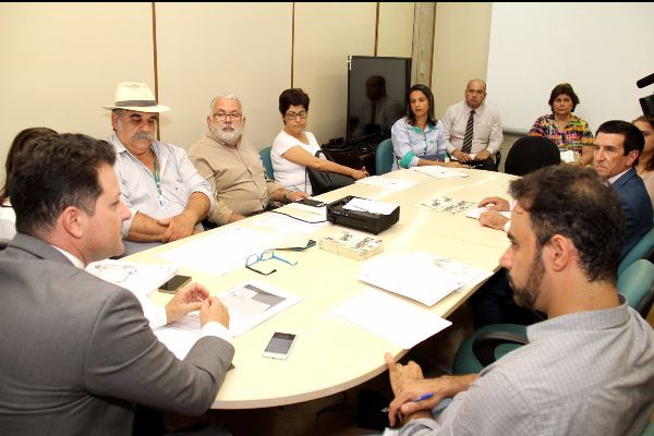 Imagem: Frente Parlamentar dos Direitos da Pessoa Idosa realiza última reunião