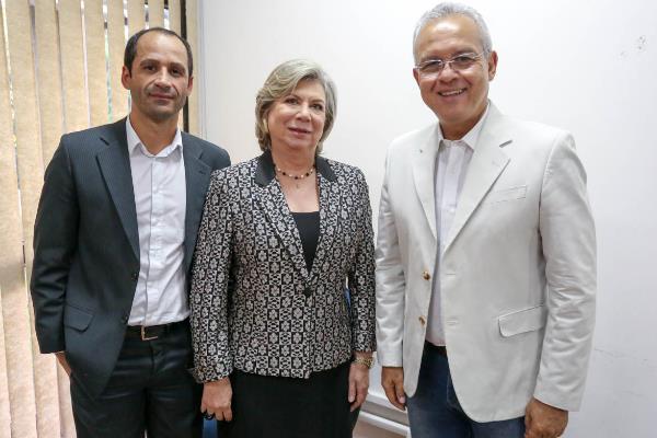 Imagem: Secretária de Recursos Humanos da Assembleia Legislativa, Marlene Figueira da Silva, assume a presidência do Conselho