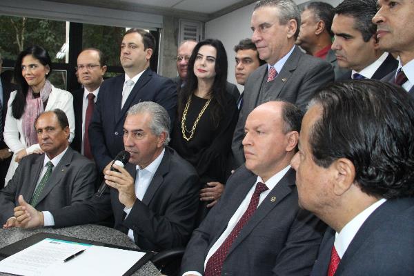 Imagem: Mara Caseiro participa de reunião com governador sobre a redução do ICMS do Diesel