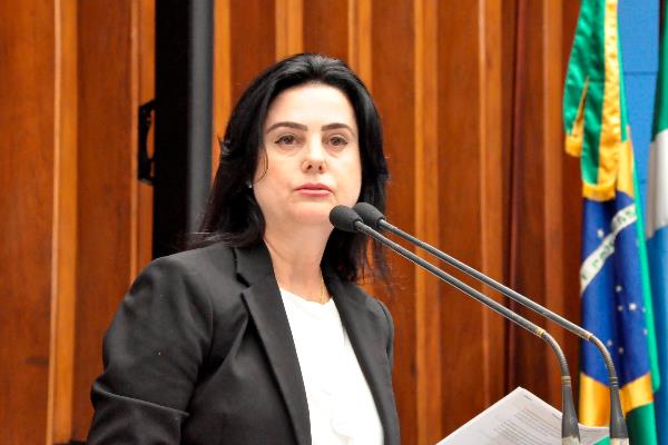 Imagem: Mara Caseiro: "O monopólio da Petrobras impede que o álcool vá direto das usinas para os postos, o que baratearia muito para todos nós"