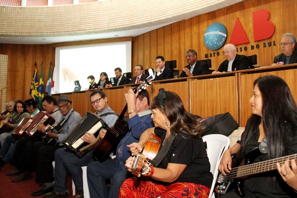 Imagem: Orquestra Raízes de Acordeons e Violões abriu o seminário, que tratou sobre o enfrentamento da violência contra os idosos