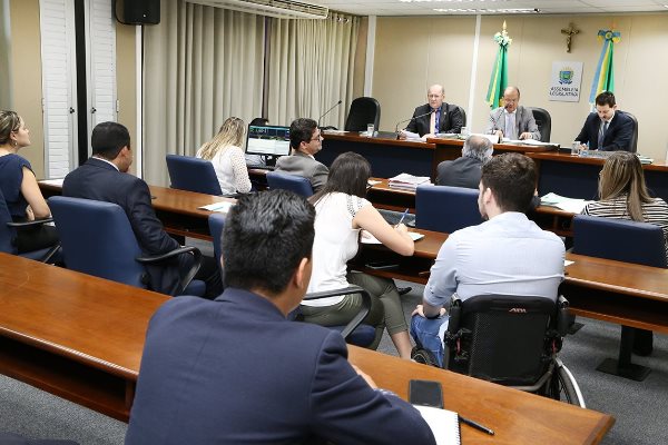 Imagem: CCJR emite mais de dez pareceres em reunião que aconteceu nesta manhã