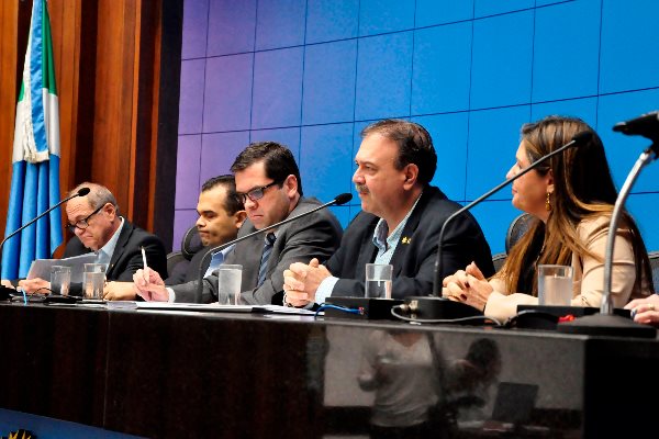 Imagem: “É importante ouvir todos os envolvidos, verificar a responsabilidade fiscal de cada um dos entes e de cada um dos setores e procurar soluções a fim de que possamos dar respostas claras à sociedade”, afirmou Dr. Paulo Siufi