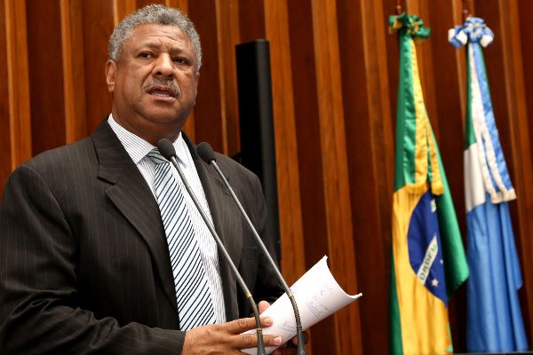 Imagem: João Grandão: "Somos pela titulação de forma clara e democrática e não é isso que estamos vendo"