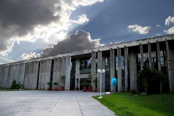 Imagem: Os deputados estaduais participam das sessões ordinárias às terças, quartas e quintas-feiras às 9h