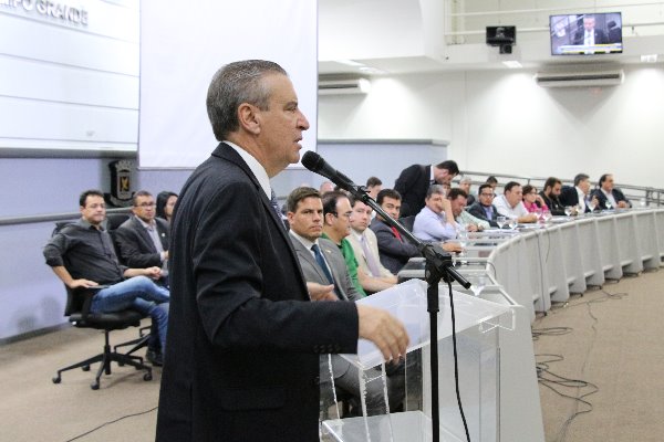 Imagem: Presidente da Assembleia Legislativa, Paulo Corrêa (PSDB), durante audiência pública na Câmara Municipal
