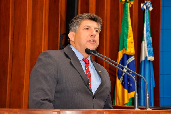 Imagem: Lidio Lopes esclarece o objetivo do Projeto de Lei 14/2019, de autoria do Tribunal de Contas do Estado
