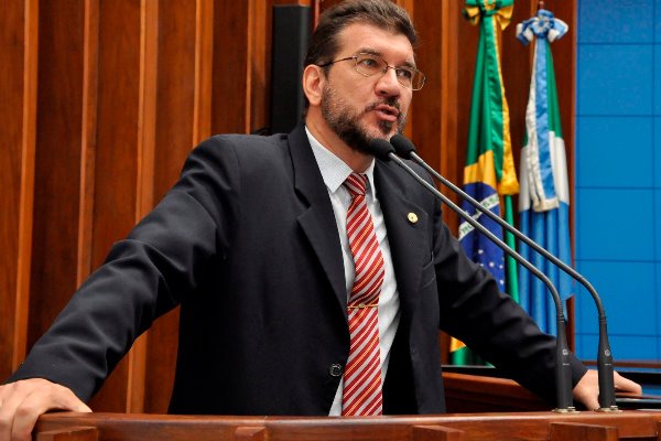 Imagem: Deputado leu depoimento da jornalista Rose Nogueira, militante presa pela ditadura