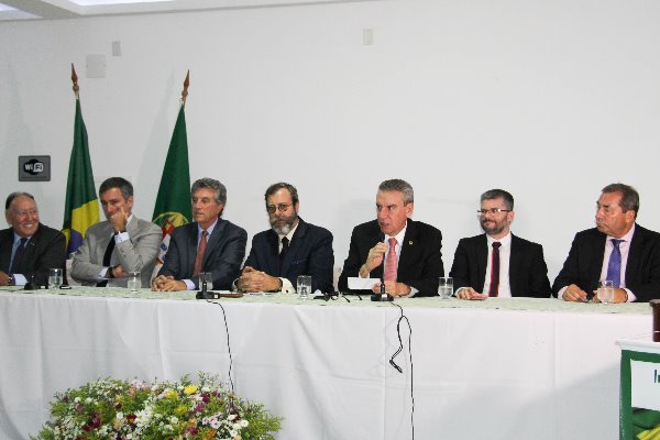 Imagem: Presidente Paulo Corrêa participou da solenidade voltada ao fortalecimento das relações entre MS e Portugal