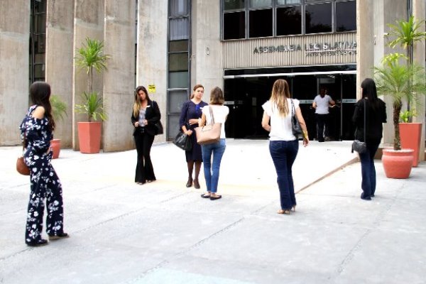 Imagem: Sessões plenárias, reuniões e palestras são realizadas na sede do Legislativo Estadual 