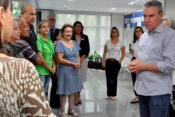 Imagem: Presidente da ALMS, Paulo Corrêa, conversou com os primeiros servidores recadastrados