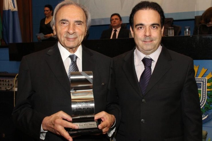 Imagem:  Em 2012, o empresário Ueze Elias Zahran foi uma das personalidades homenageadas com a Comenda.