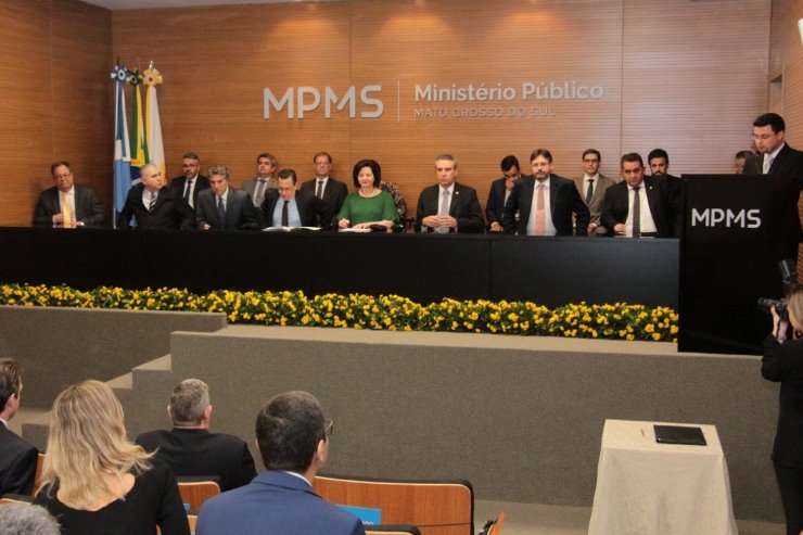 Imagem: O evento reuniu autoridades, entre elas a procuradora-geral da República e o presidente da Assembleia Legislativa