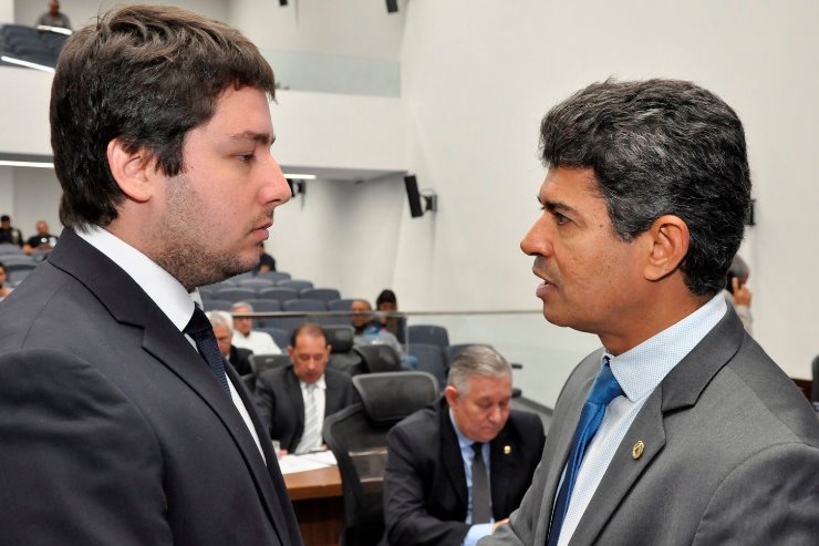 Imagem: Deputados João Henrique e Professor Rinaldo pediram mais incentivo do Governo 