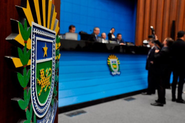 Imagem: Plenário da Assembleia Legislativa de Mato Grosso do Sul; deputados devem votar cinco projetos hoje