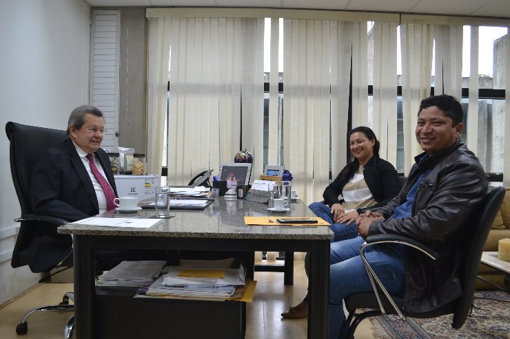 Imagem: Onevan de Matos recebeu pleito dos vereadores Roni Silva e Luciene Teodora