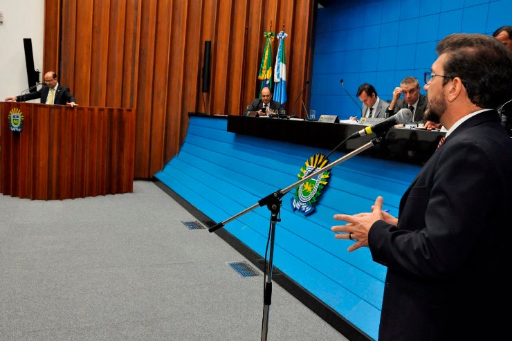 Imagem: Parlamentares durante sessão ordinária da Assembleia Legislativa de Mato Grosso do Sul 