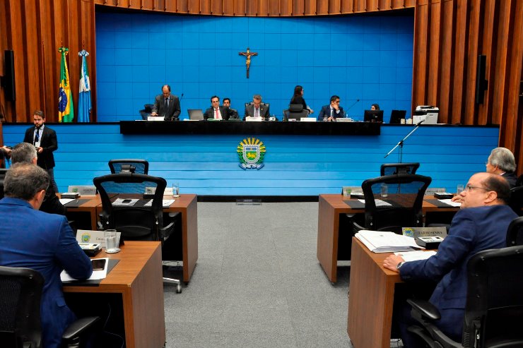 Imagem: Plenário da Assembleia Legislativa; na sessão desta terça, devem ser votados cinco projetos