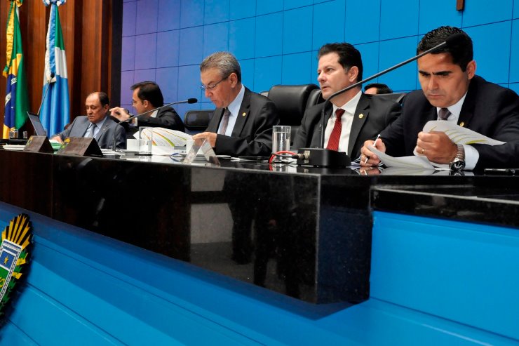 Imagem: Deputados aprovaram projetos em primeira discussão