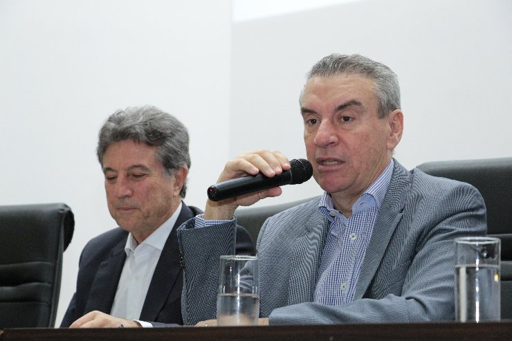 Imagem: Corrêa demonstrou apoio à proposta de concessão e destacou a importância do projeto para o desenvolvimento da região leste do Estado