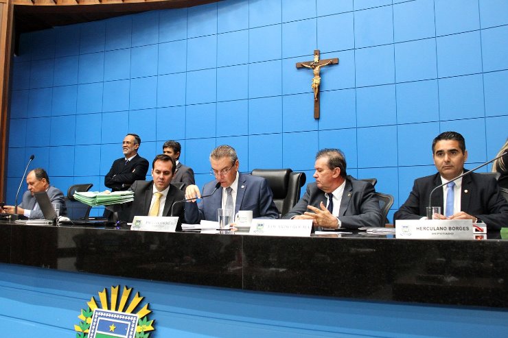 Imagem: Mesa Diretora publicou a Emenda Constitucional 80 no Diário Oficial da Assembleia Legislativa