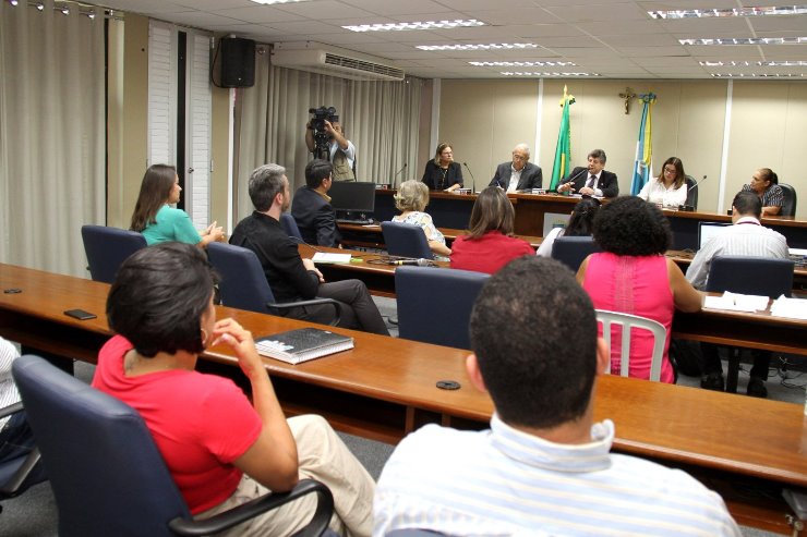 Imagem: Recurso foi o principal tema discutido na reunião da Frente Parlamentar em Defesa da Assistência Social 