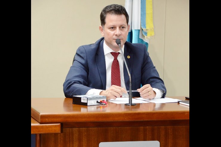 Imagem: Legenda: Deputado Renato Câmara apresentou indicações nesta quarta-feira, pedindo ao governo do Estado investimentos na área de infraestrutura