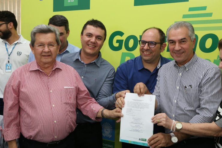 Imagem: Onevan, Daniel Henrique Lopes, Marcelo Turine e Reinaldo Azambuja