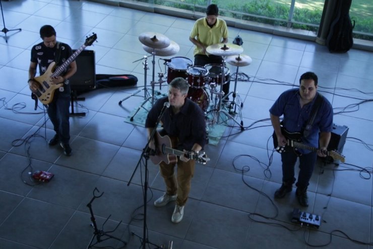 Imagem: Banda em apresentação durante programa Talento Regional