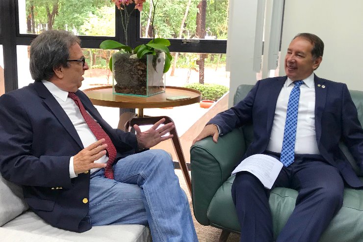 Imagem: Gerson e o presidente do TCE, Iran Coelho das Neves