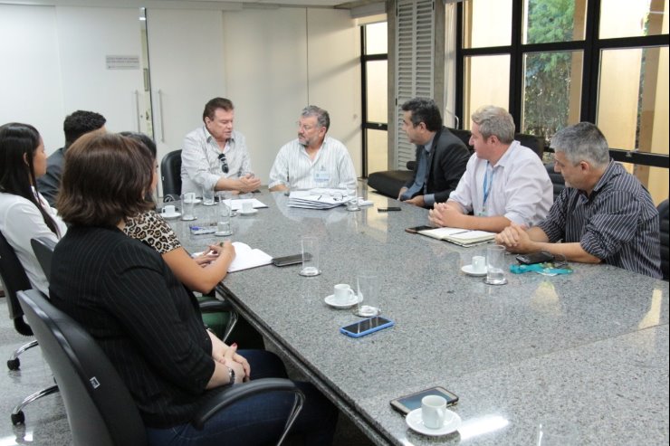 Imagem: Reunião foi realizada na tarde desta terça-feira na sala da presidência da Assembleia