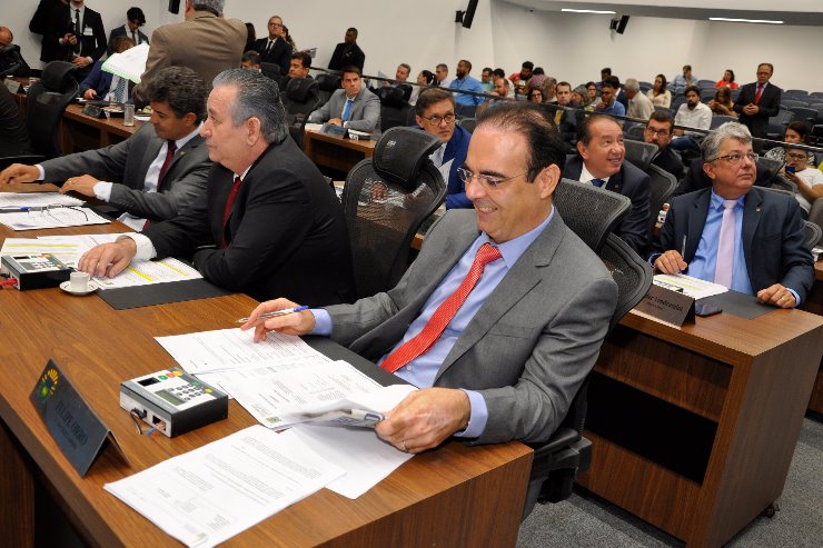 Imagem: Votações são realizadas no Plenário Deputado Júlio Maia