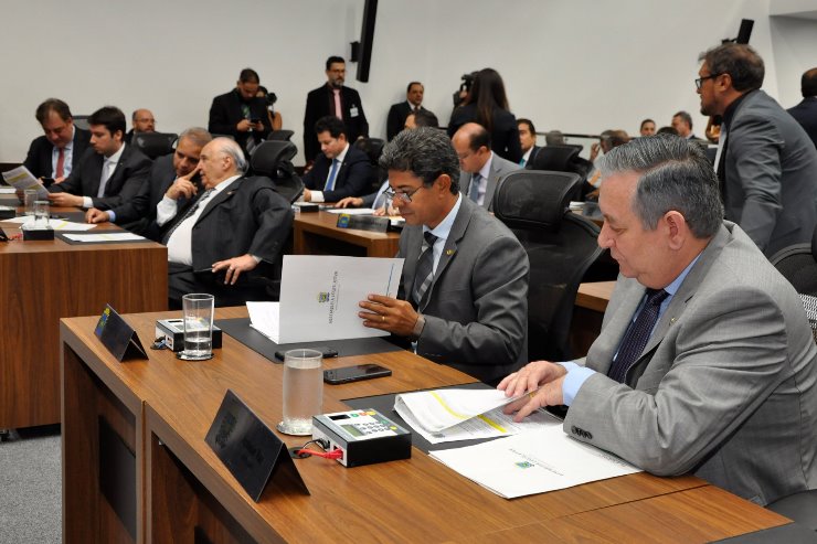 Imagem: Blocos definem parlamentares que farão parte das Comissões na Casa de Leis
