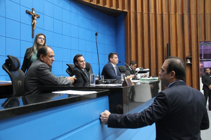 Imagem: Deputado Zé Teixeira e outros parlamentares apresentaram a emenda modificativa na sessão ordinária desta terça-feira