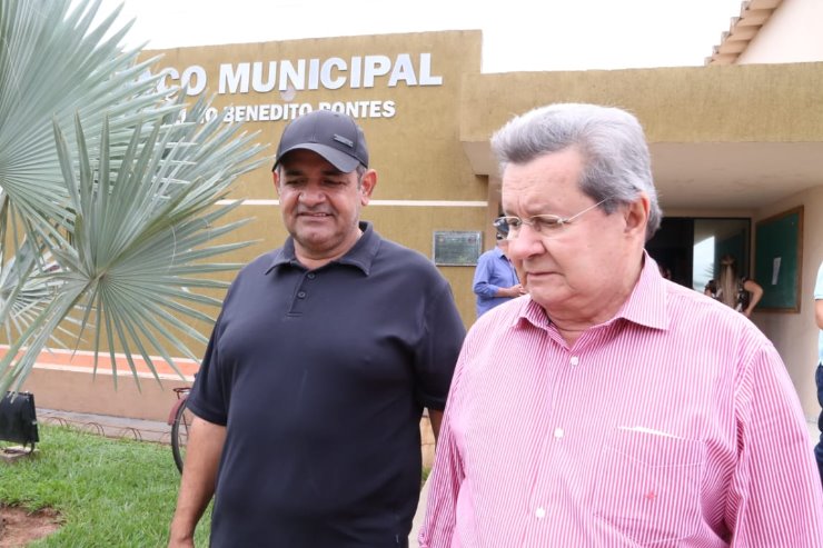 Imagem: Deputado estadual Onevan de Matos e o prefeito Roberto Nem