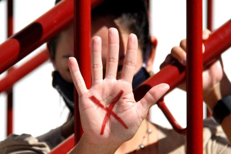 Imagem: “Sinal Vermelho Contra a Violência Doméstica” é uma das campanhas já realizadas neste ano