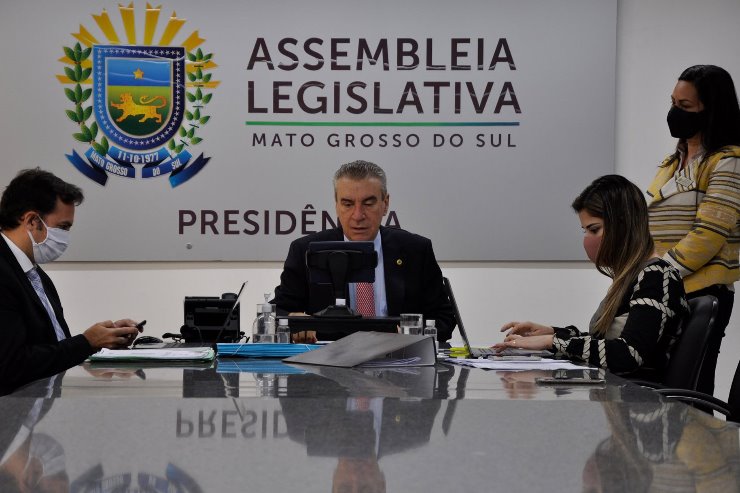 Imagem: Deputados recebem Projeto de Lei do Poder Executivo nesta quarta-feira.