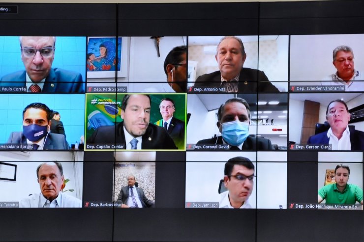 Imagem: Sessão mista realizada por vídeoconferência, conduzida da o Plenário Júlio Maia