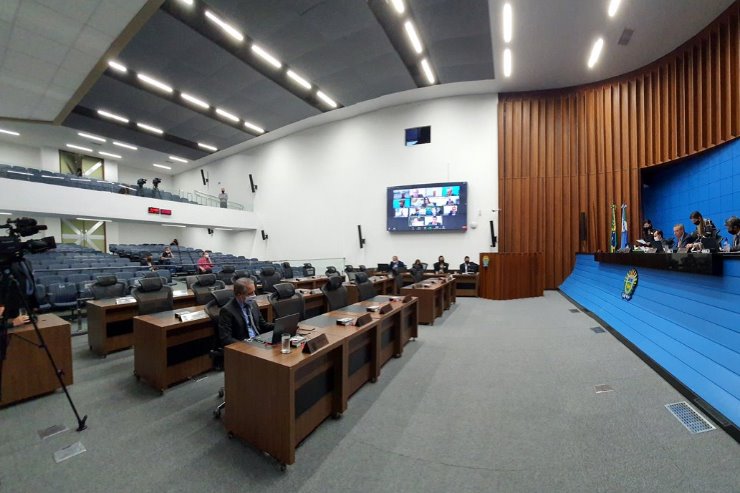 Imagem: Nas sessões ordinárias, os deputados, com participação remota ou presencial, tomam decisões importantes aos sul-mato-grossenses