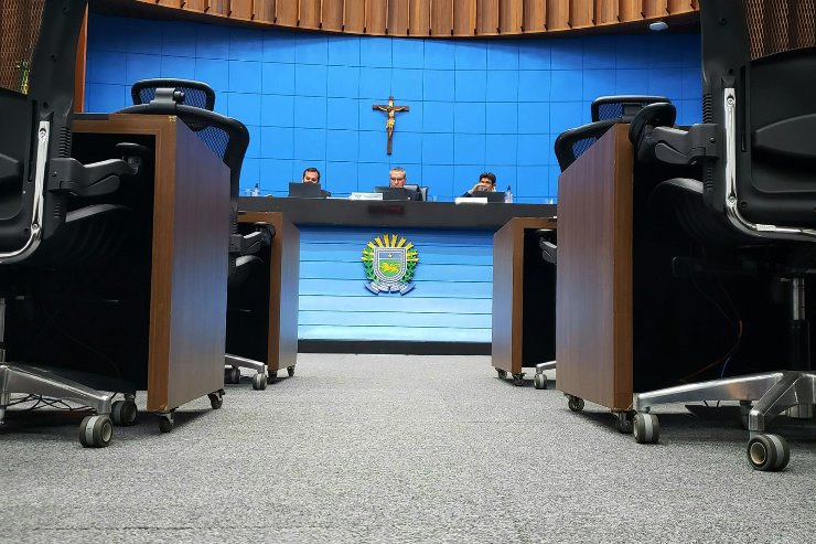 Imagem: Parlamentares durante sessão ordinária da Assembleia Legislativa de Mato Grosso do Sul  