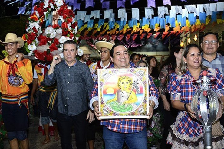 Imagem: Presidente Paulo Corrêa participou, em 2018, dos festejos de São João, em Corumbá
