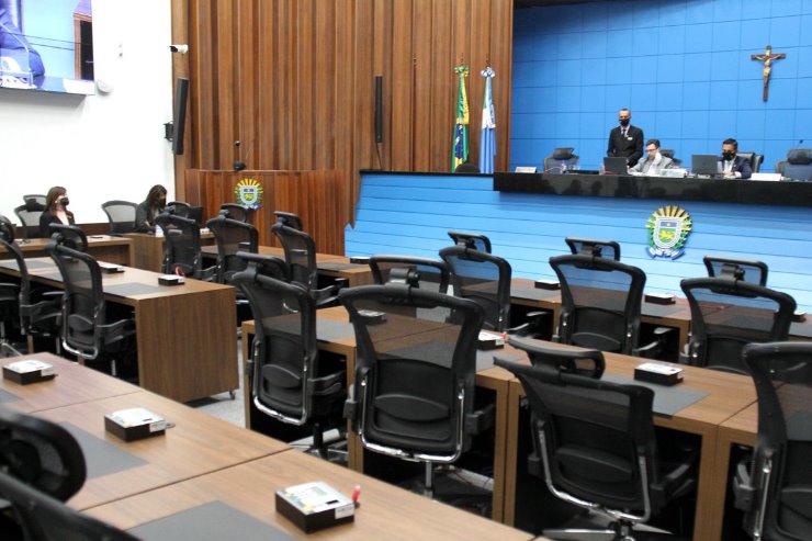 Imagem: Sessões são realizadas a partir do plenário da Casa de Leis com participação à distância da maioria dos deputados, como medida de biossegurança