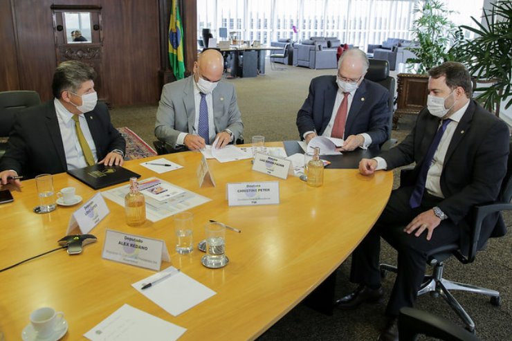 Imagem: Presidente da Unale se reúne com ministros do TSE