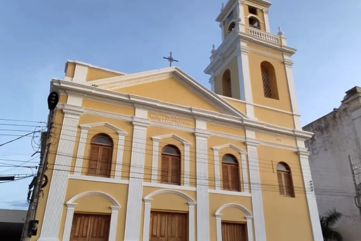 Imagem: Igreja Matriz de Corumbá restaurada e tombada como patrimônio histórico.