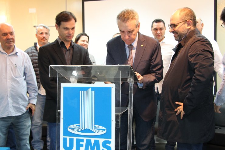 Imagem: A UFMS deve oferecer 50 vagas para o curso de Medicina Veterinária, com investimento de R$ 26 milhões