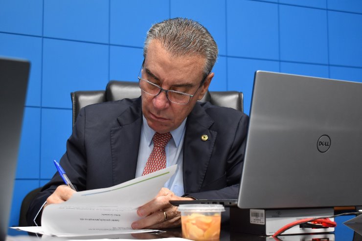 Imagem: Deputado Paulo Corrêa, presidente da ALEMS, assinou ofício encaminhado ao governador para sanção ou veto do projeto de lei