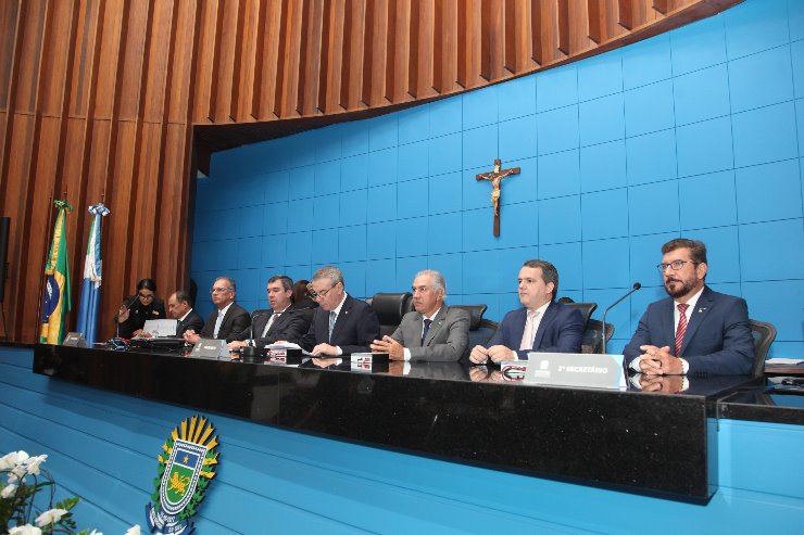 Imagem: Representantes de instituições diversas prestigiaram a solenidade de posse dos deputados estaduais