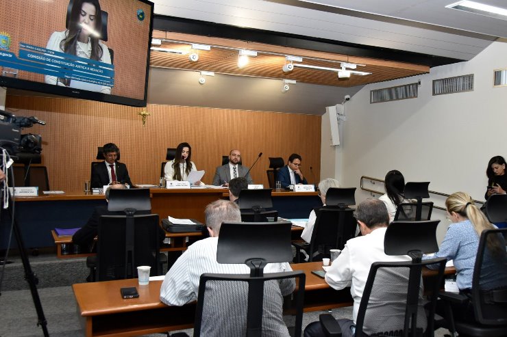 Imagem: A reunião da CCJR acontece a partir do Plenarinho Deputado Nelito Câmara
